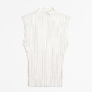 Abercrombie Shell Sweater Top in Cream - Size S